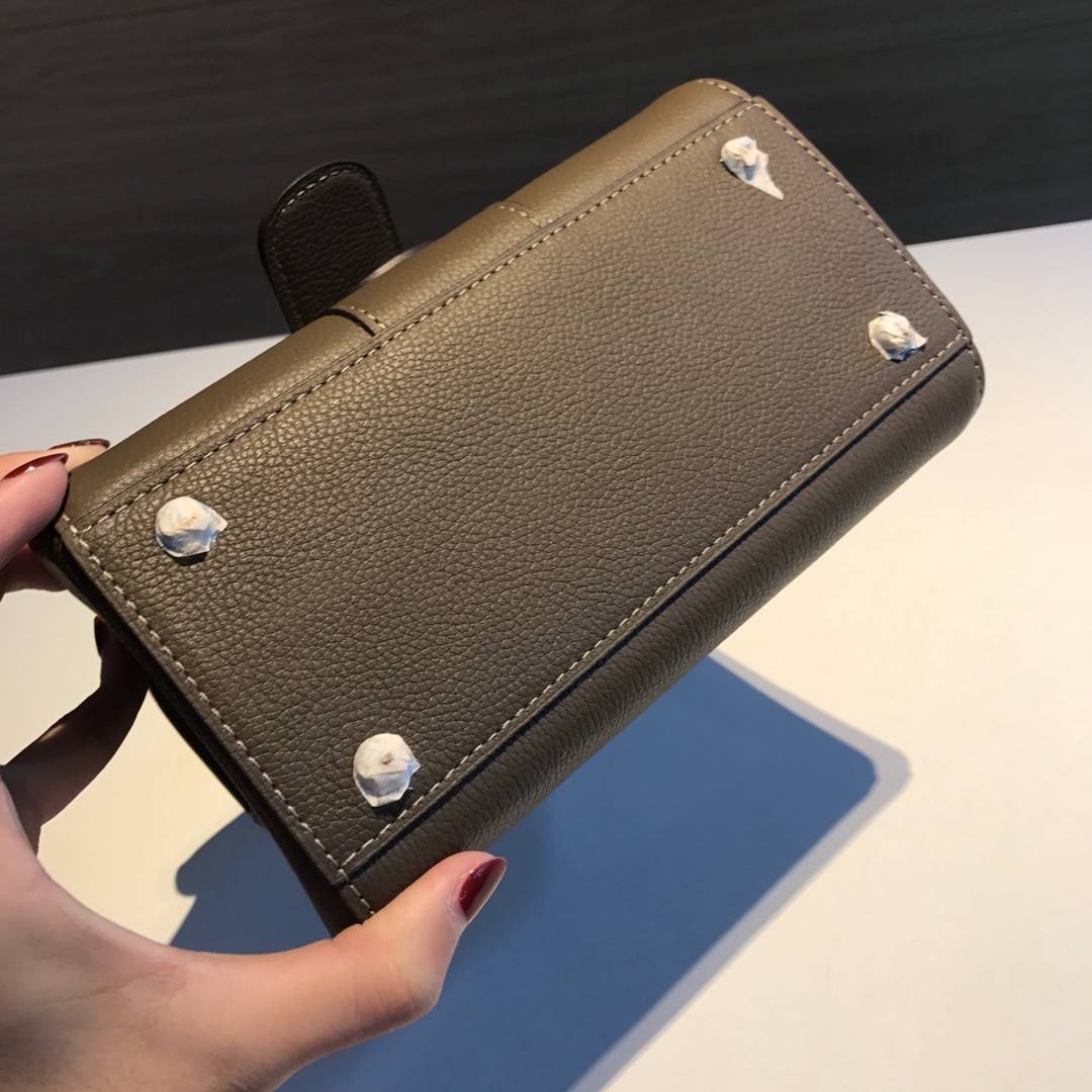 델보 브리앙 MM 토고백 스몰